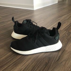 Adidas NMD R2 8.5